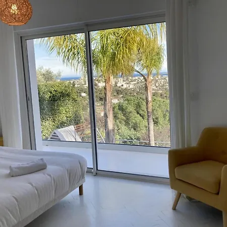 5 Bedroom With Sea View & Pool *